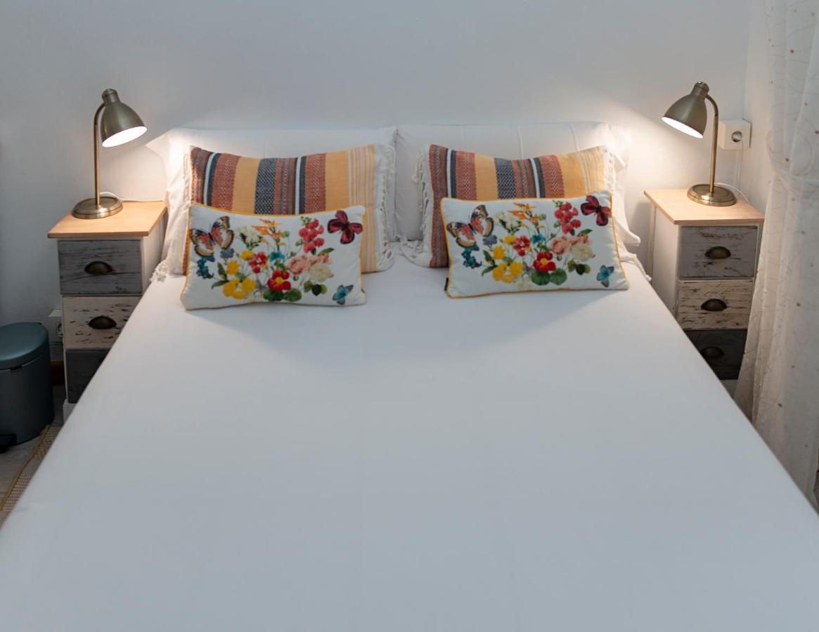 Hostal Santa Cruz 圣地亚哥－德孔波斯特拉 外观 照片