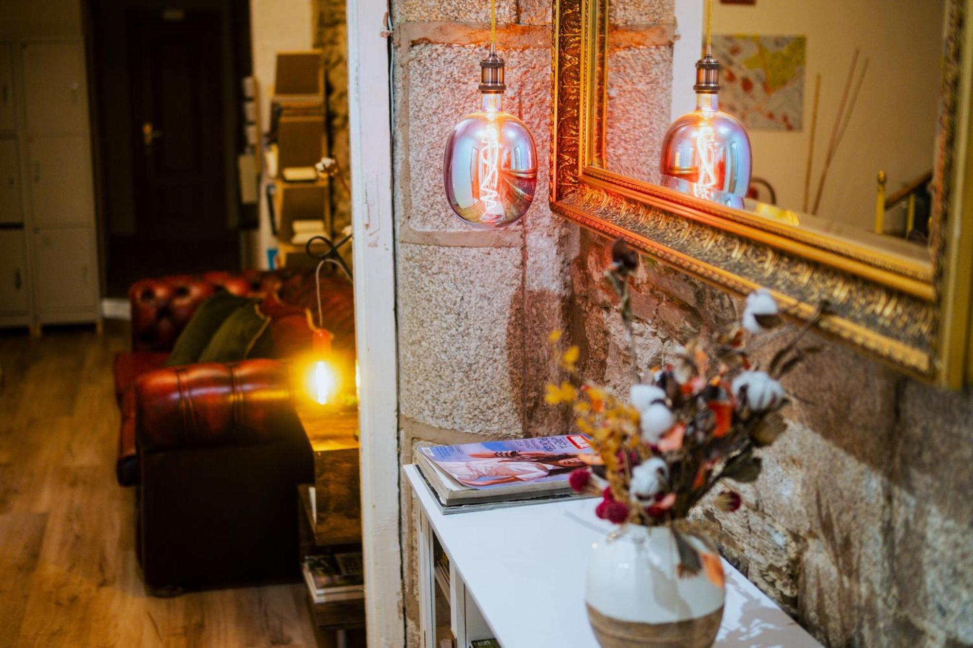 Hostal Santa Cruz 圣地亚哥－德孔波斯特拉 外观 照片